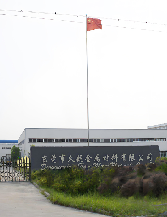 潔臣士科邁柯洗地機，走進車間，領略工業場景清潔利器